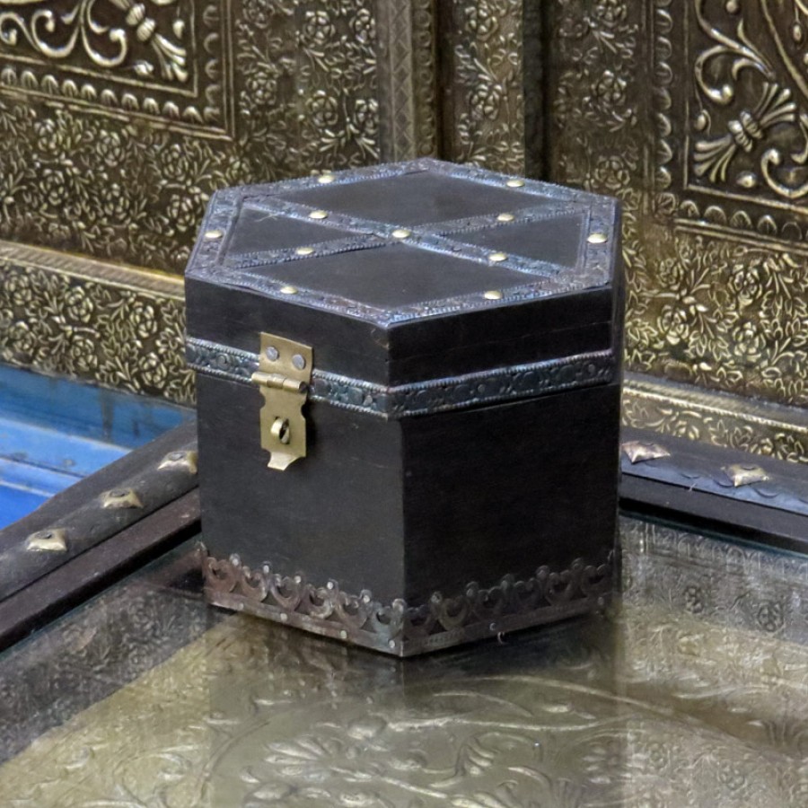 Деревянная коробочка-шкатулка, черная, Pitaara