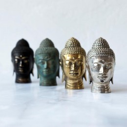 Небольшая голова Будды из латуни