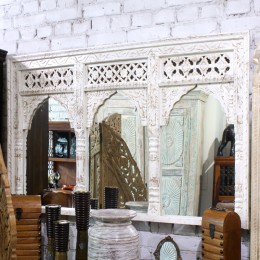 СУРЕШ, широкое восточное зеркало, белое