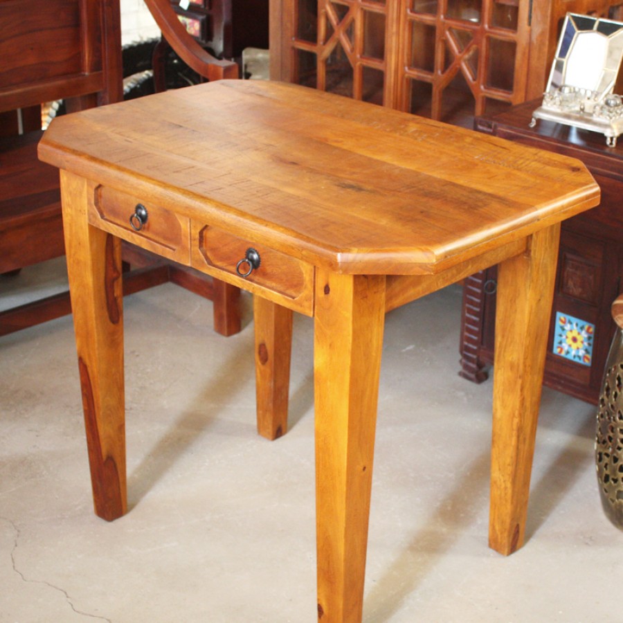Деревянный столик, 67 см