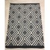 Ковер килим с геометрическим орнаментом